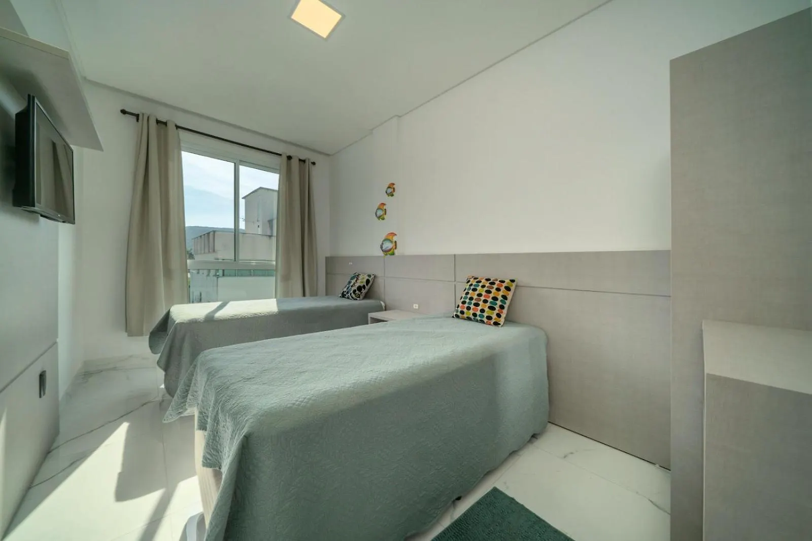 Monsaraz Residencial Apartment Bombinhas