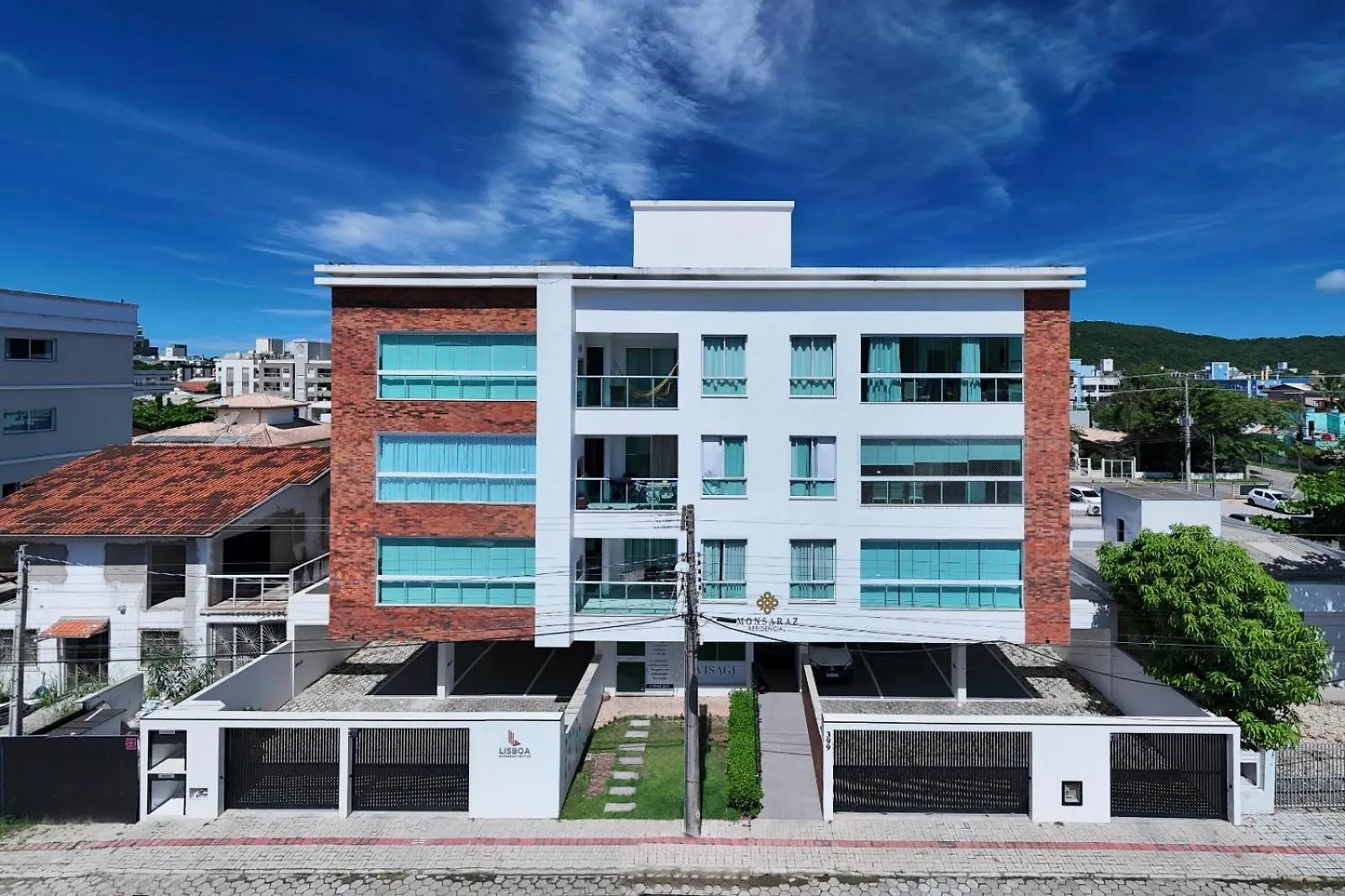 Monsaraz Residencial Apartment Bombinhas